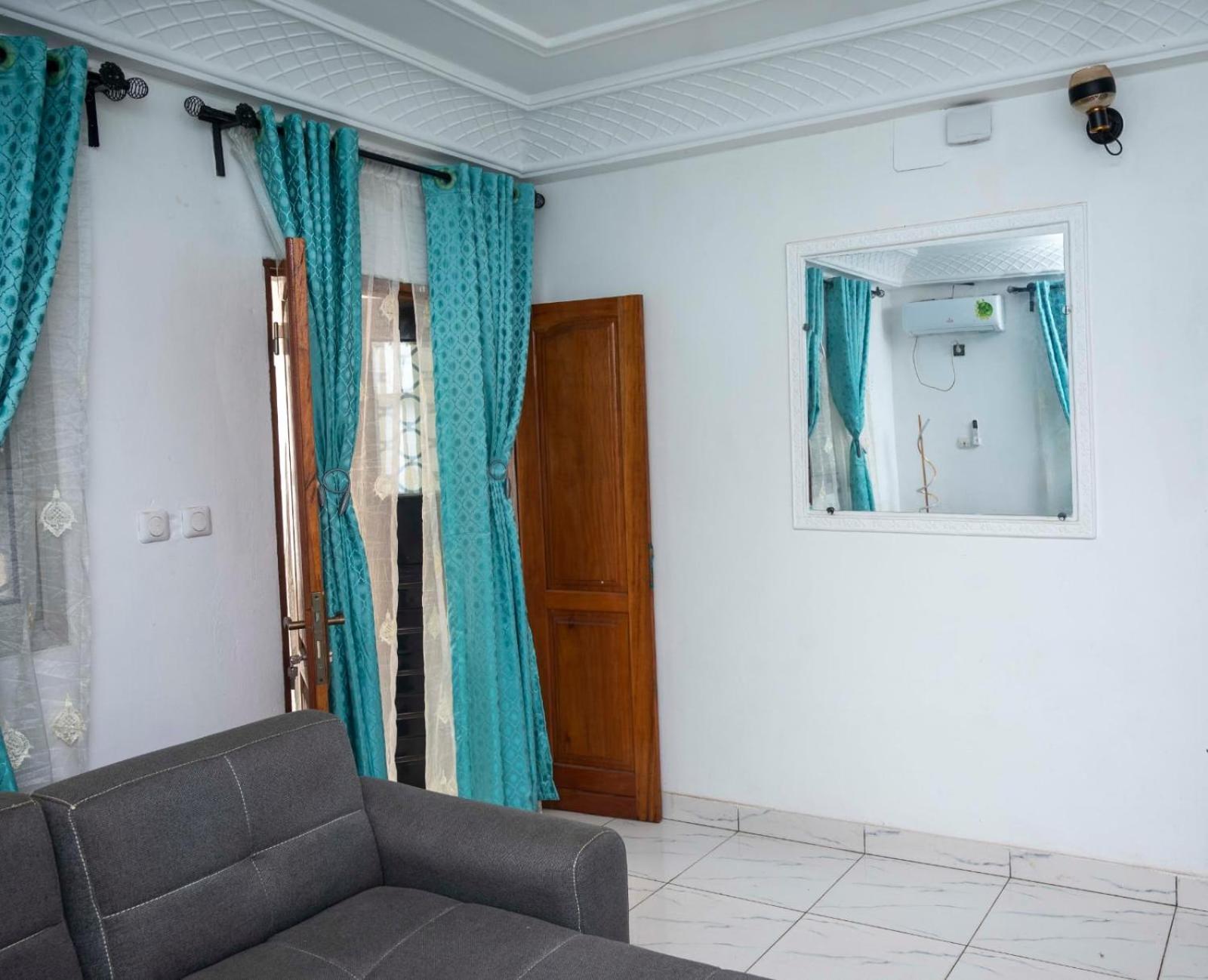 Sweet Inn Limbe Exterior photo